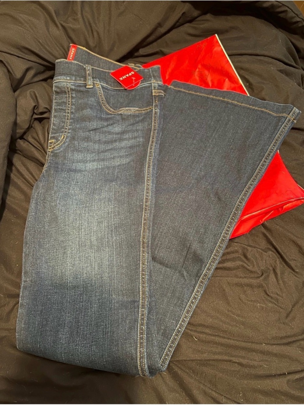 NWT Spanx Flare Leg Jeans Size M Midnight Shade 20327R